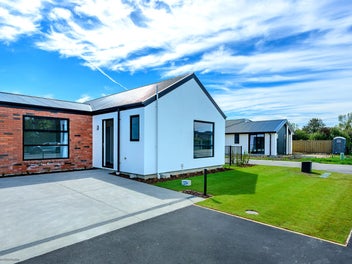 Move In Ready in the Clearview Zone