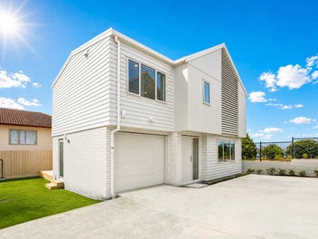 Parkside Living | Private & Peaceful | Maclea...