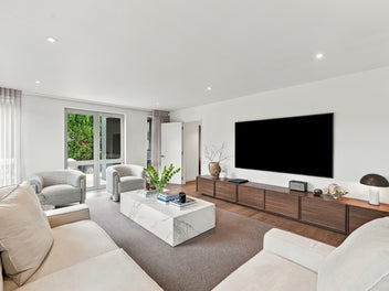 Contemporary & Convenient!