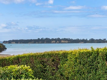 Water views, family home, endless potential
