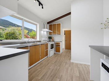 Ready to Make Your Move Before Christmas?