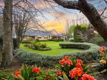 Country home with self-contained unit