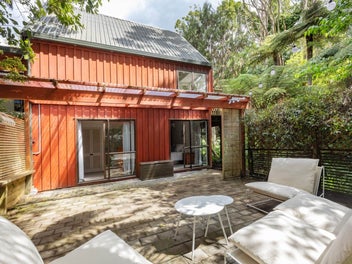 Daffodil Street on a First-Home Budget