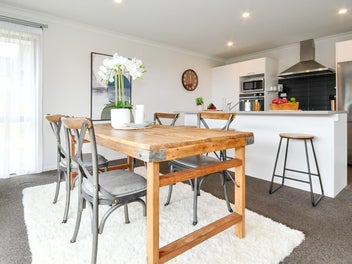 3 bedroom Estate for immediate sale