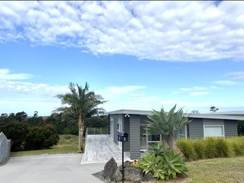 Image 1 of 20