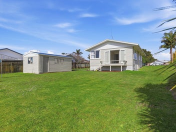 RENOVATED, READY & ROOM TO GROW