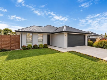 4 Bedroom Modern Family Home