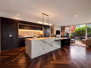 Private Position. Prime Merivale
