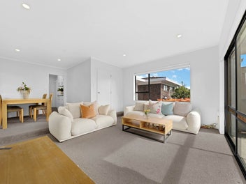 Private Coastal Living in Macleans Zone