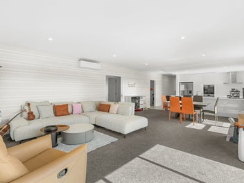 Modern Luxury, Effortless Living