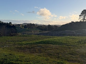 Family Living Meets Nature in Ara Hills!