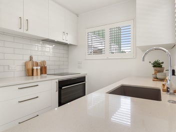 Freestanding, Spacious & Ready to be Loved
