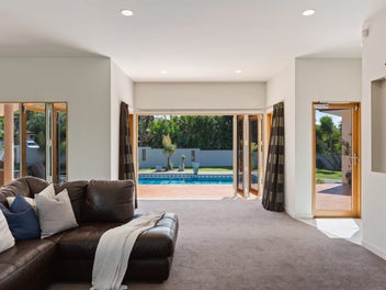 BIG ON SPACE, LIFESTYLE & POSSIBILITIES