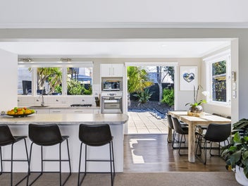 A Stylish Escape with Space for Everyone