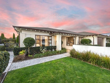 Show-Home Pedigree, Timeless Presence
