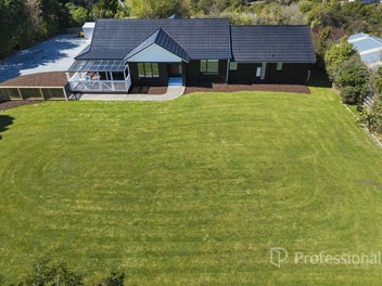 FULLY RENOVATED, RURAL FEEL!