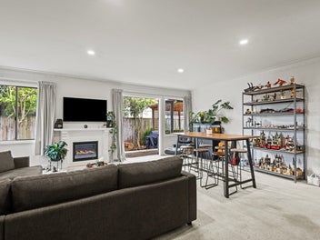 Central townhouse gem