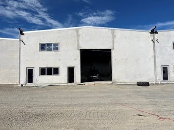 Image 1 of 5