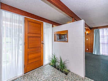 Modernist Magic in Tawhero