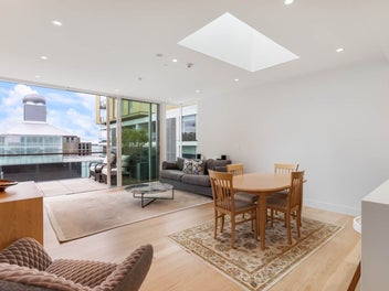 A RARE GEM – SEE IT BEFORE ITS GONE!