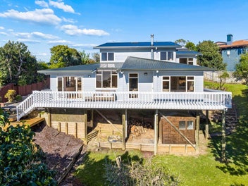 Renovated Gem in Macleans Zone