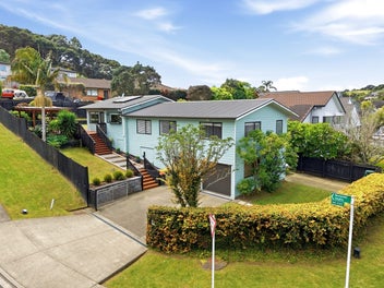 Your Own Corner of Arkles Bay