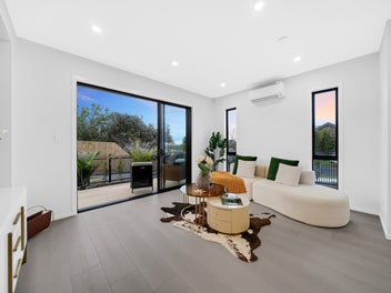 Elevated Standalone Living with Views