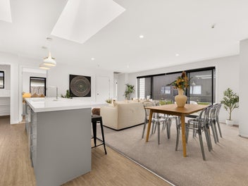 Dual income made easy in Lower Shotover