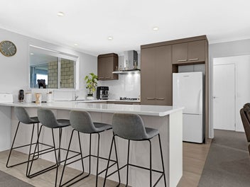 Solid Brick & Tile Living with Space to Grow