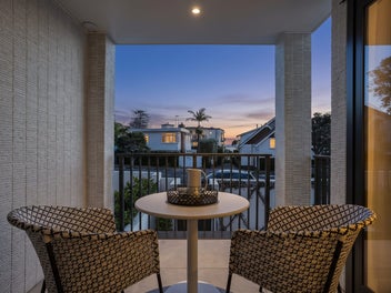Freehold fully renovated townhouse