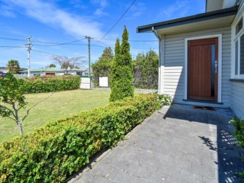 Sunny and convenient Taradale living