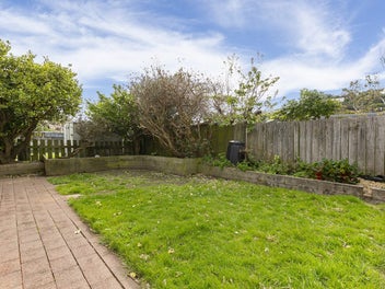 SUNNY MIRAMAR – FULL OF POTENTIAL