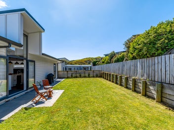 SUNNY, SPACIOUS, MODERN LIVING