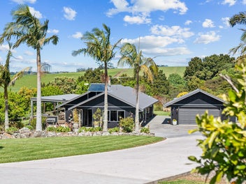 Bring the Ponies, the Chooks & the Free Range Kids