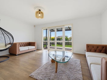 Thermal Glenholme Living