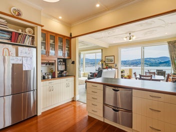 Harbour views, family space & potential