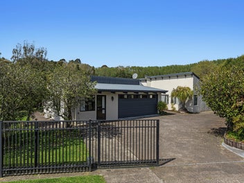 Image 1 of 25