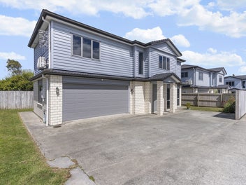 Spacious 4BRMS Family Home, Must Sell!