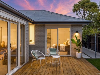 Peaceful, Private and Perfectly Positioned