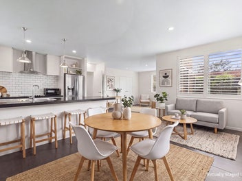 The One On The Flat In Orewa
