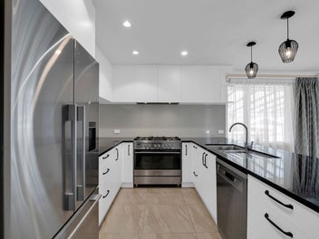 Stylish, Spacious & Exceptionally Located!