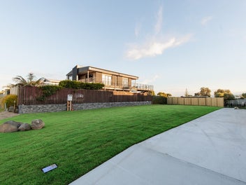Prime Freehold Front Section on Papamoa Beach Road