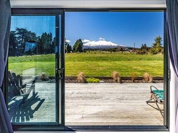 Modern country living