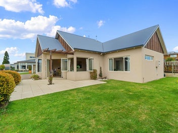Bank a Great Townhouse