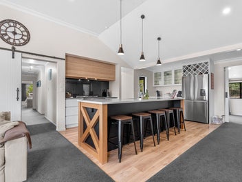 Space, Style and Sensational Views!