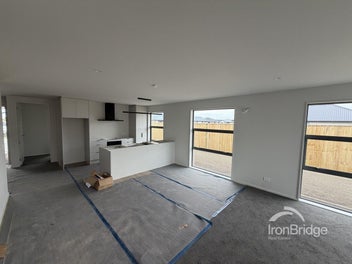 Designed to Impress l Move in before Christmas!