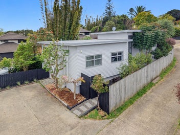 Smart, Effortless 4-bed Family Home