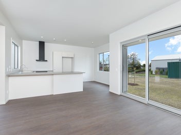Brand New, Freehold & No Body Corporate