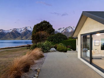 Lake Views, Uninterrupted