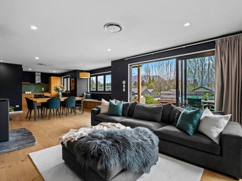 Modern Arrowtown Living